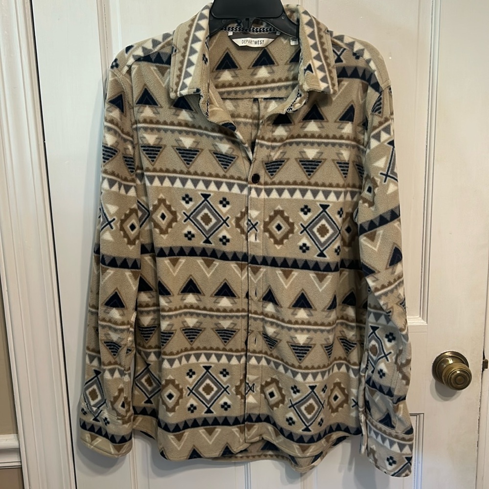 Departwest polar fleece button shirt size Medium